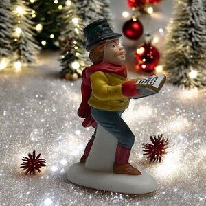 Dept 56 Caroling With The Cratchit Family, Caroler, Dickens Loose Figurine